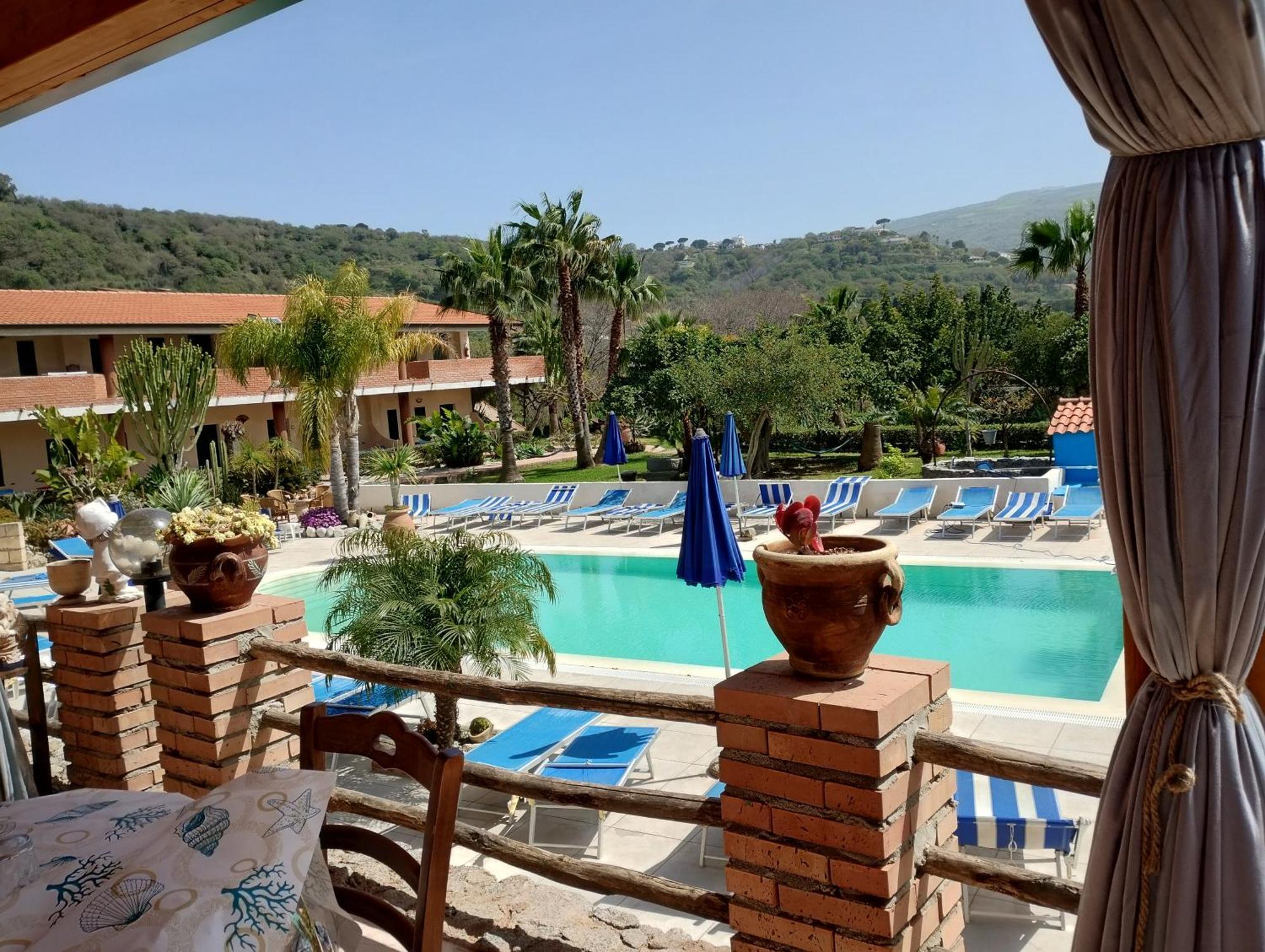 Agriturismo Heaven Capo Vaticano Exteriör bild